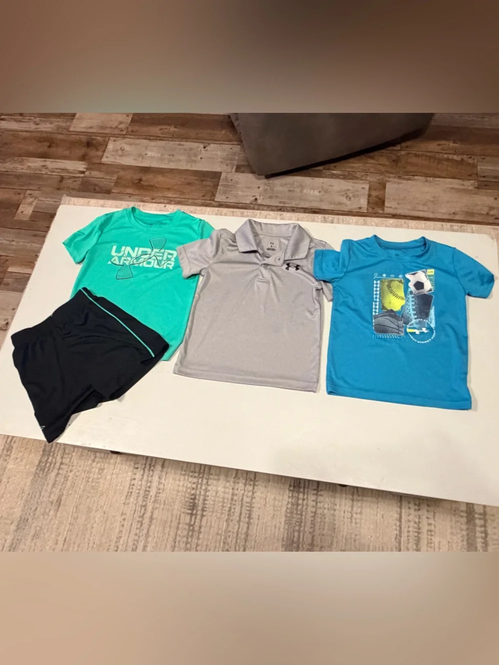 Under Armour Boys' Teal Performance Short Set and 1 polo and 1 performance tee. - Picture 1 of 4